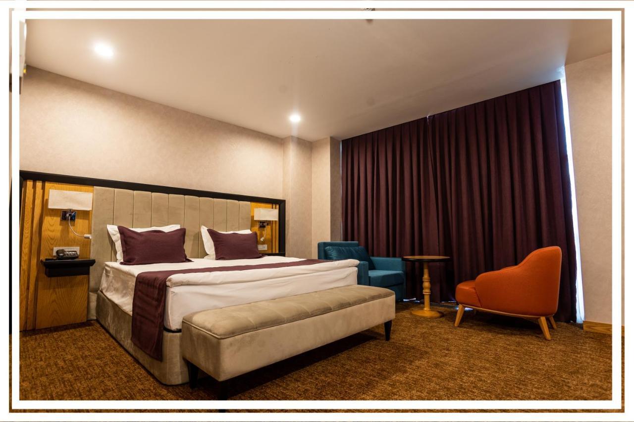 Premium Hotel Ganja Ngoại thất bức ảnh