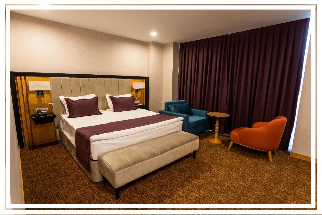 Premium Hotel Ganja Ngoại thất bức ảnh