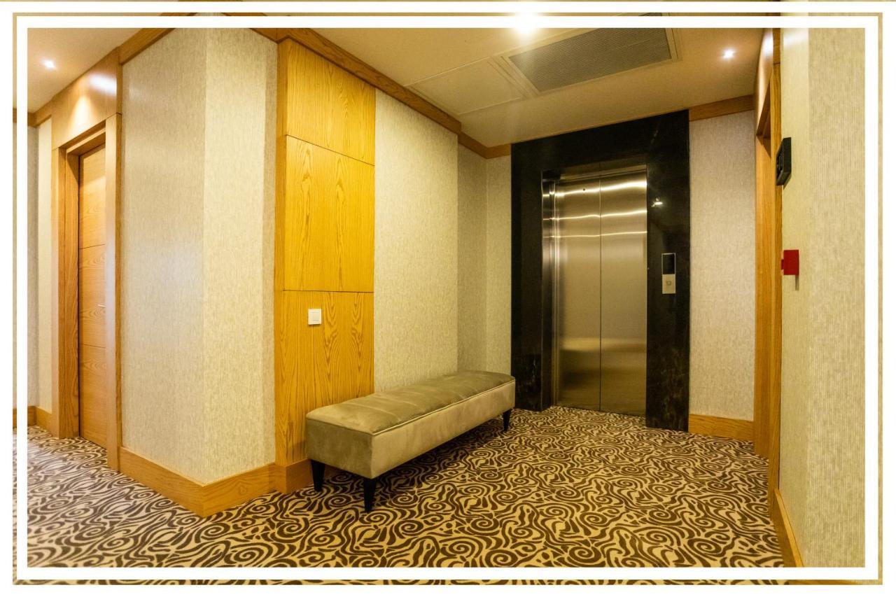 Premium Hotel Ganja Ngoại thất bức ảnh