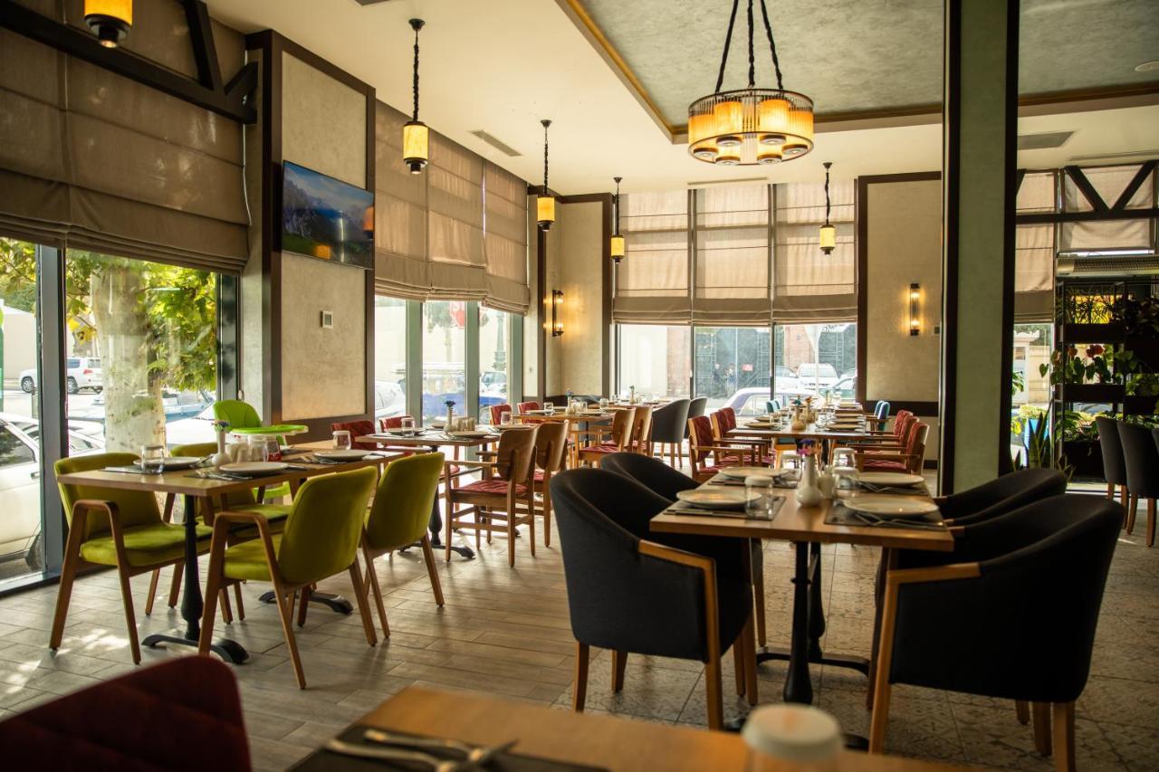 Premium Hotel Ganja Ngoại thất bức ảnh
