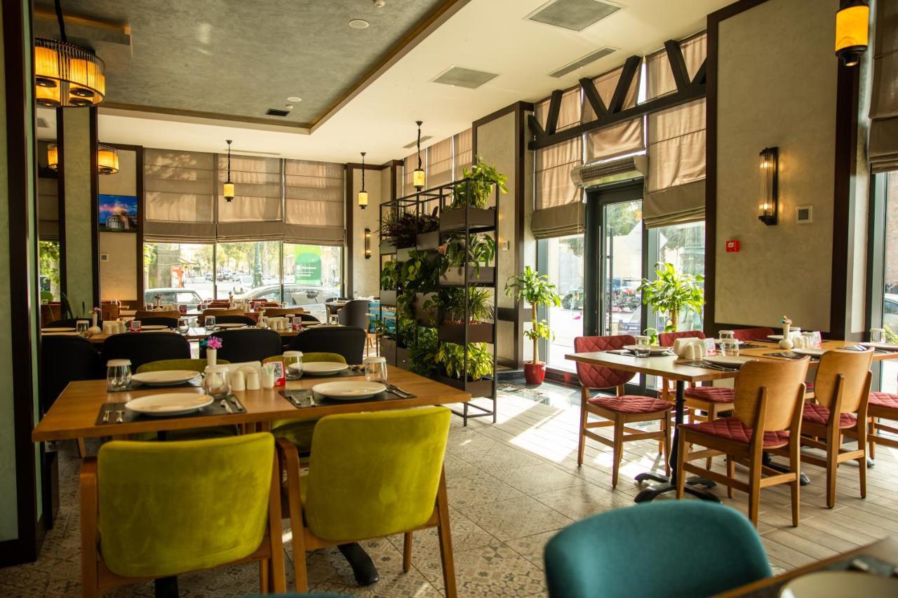 Premium Hotel Ganja Ngoại thất bức ảnh